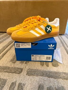 adidas Gazelle Indoor Sneakers in Yellow Mens 7
